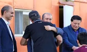 کی‌روش: از پشت به من خنجر زدند