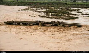پلدختر تا هفته آینده از گل‌ولای تخلیه می‌شود/انسداد راه ۲۰۰ روستا