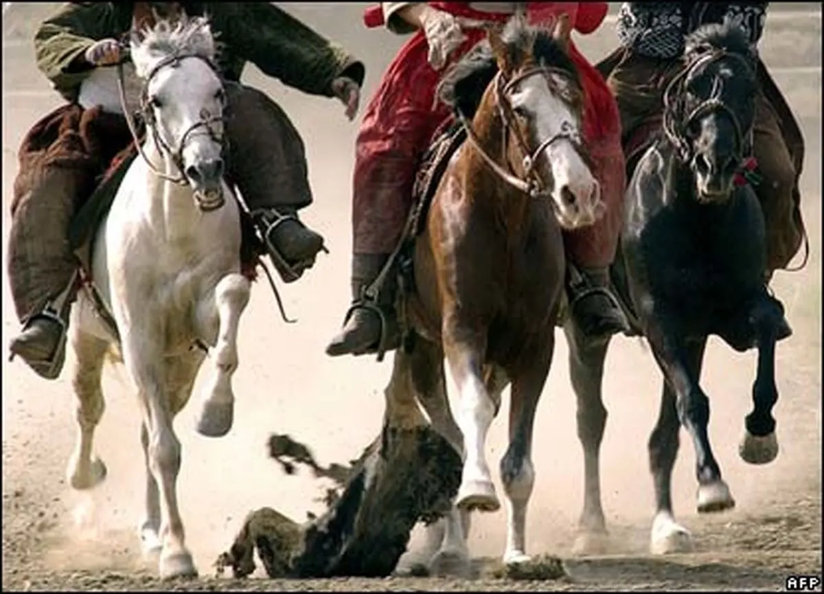 خشونت مجاز و دست‌های به خون آلوده‌ی فوتبالیست‌ها