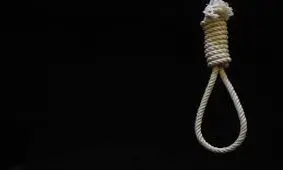 حلق آویز شدن مادر مقابل چشم فرزندان
