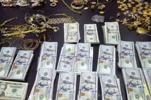 کشف۱۰ میلیاردی طلا و سکه توسط پلیس آگاهی هرمزگان