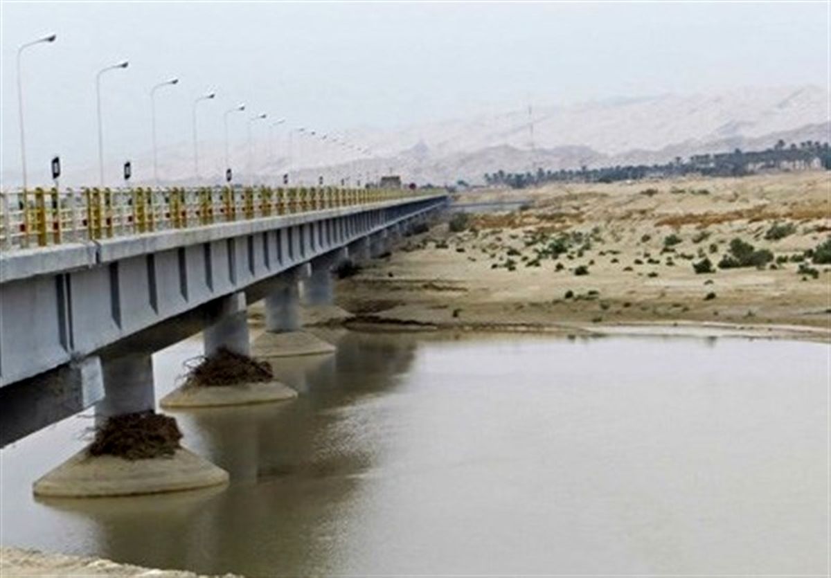 خطر آبگرفتگی معابر استان بوشهر وجود دارد