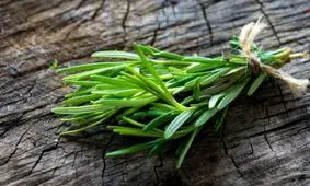 درمان سفیدی مو با گیاهی شگفت انگیز