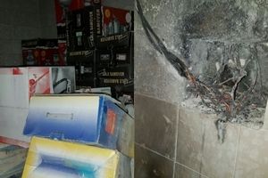 انبار لوازم خانگی در مشهد آتش گرفت