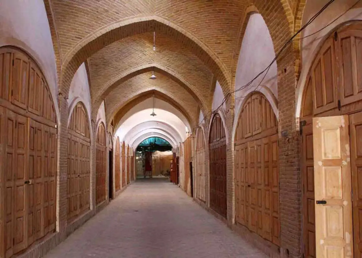 پایش ناودان‌های بافت تاریخی در پی پیش‌بینی بارندگی شدید در یزد