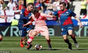 اوئسکا 0 - 0 بارسلونا؛ شب آرام آبی اناری ها