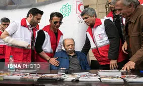 جمع آوری کمک های مردمی و هنرمندان برای سیل زدگان