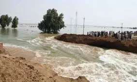 پیشنهاد پرویز پرستویی به آموزش و پرورش برای ارج‌نهادن به تلاش جوانان اهوازی در مقابله با سیل+ویدئو