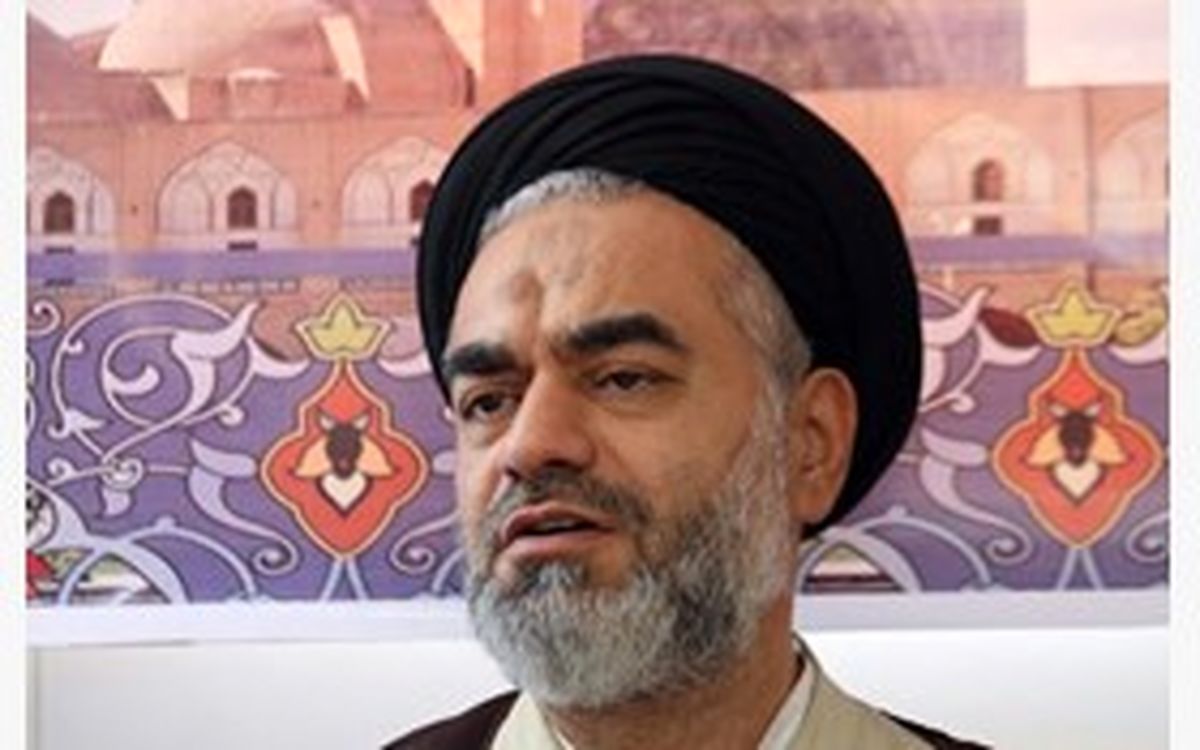 انتقاد امام جمعه موقت اصفهان از موسیقی خیابانی و دوچرخهسواری زنان
