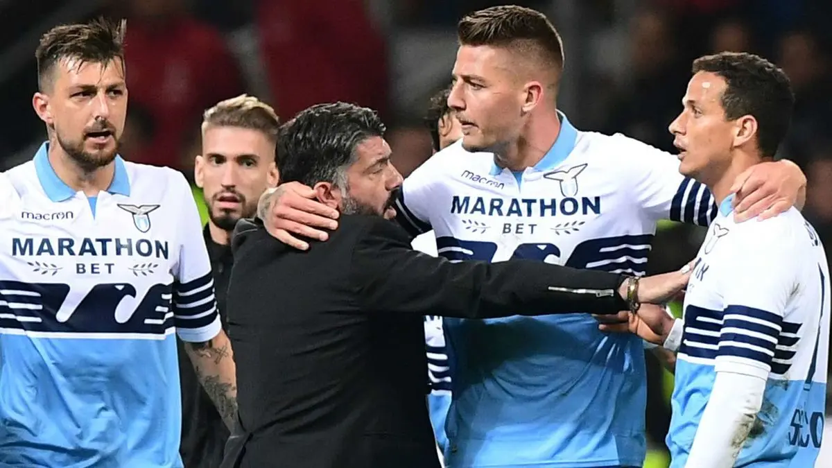 گتوزو: با این سن و سال دیگر نمی‌توانم دعوا کنم