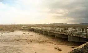 مسیر نیکشهر ـ بنت در پی طغیان رودخانه مسدود شد