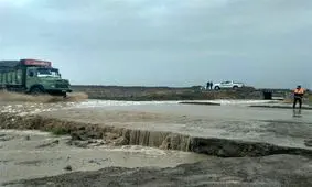 آماده‌باش ۳۰ دستگاه اجرایی در درمیان در پی باران‌های سیل‌آسا/ مدیران حق خروج از شهرستان ندارند