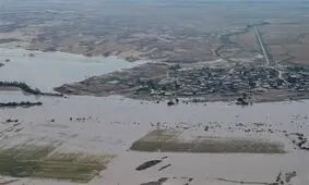 سپاه استان بوشهر به ساکنان ۳۸ روستای در محاصره سیل خوزستان خدمات رسانی می‌کند