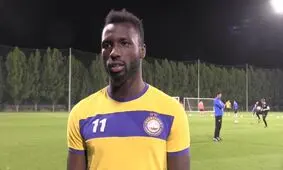ایسما: گفتند یک بمب قرمز روی زمین است!