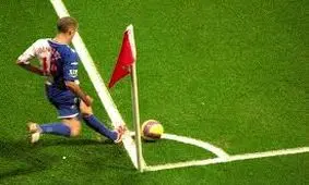 چطور می‌توان از روی نقطه کرنر گل زد؟ + فیلم