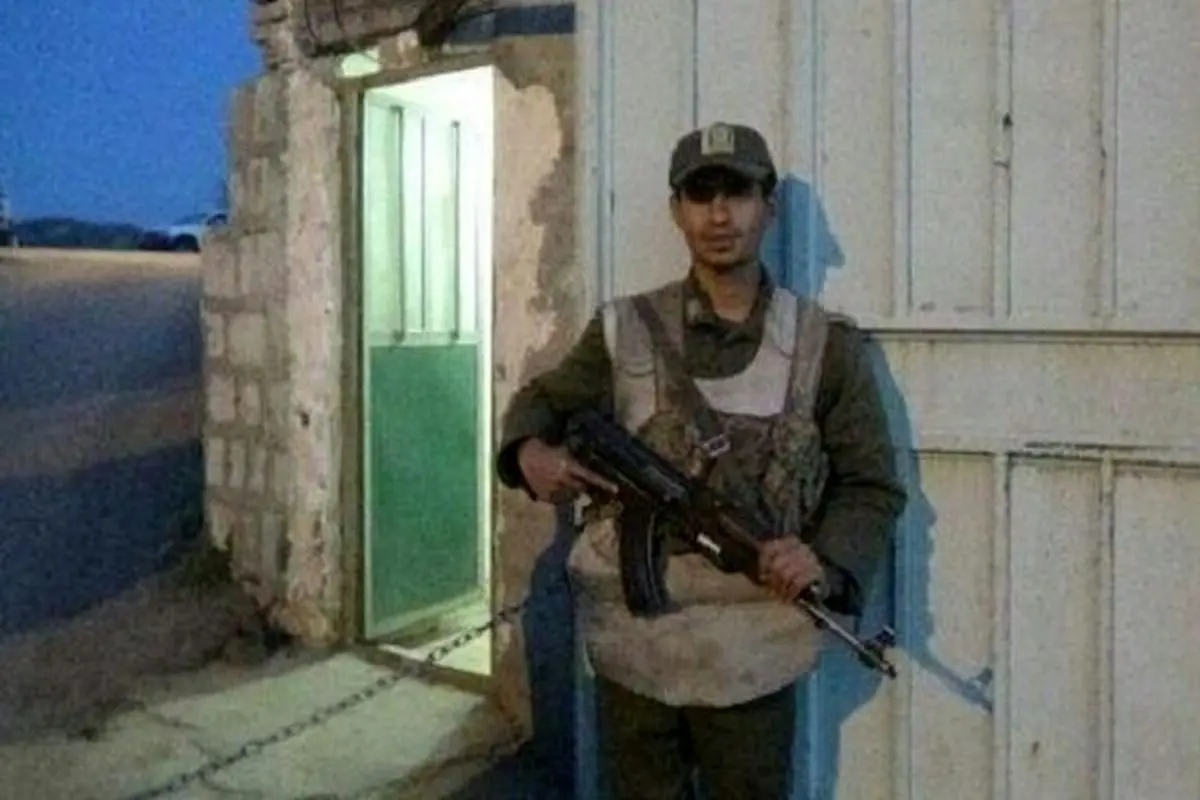 پیاده‌روی ۳۵کیلومتری یک سرباز وظیفه برای خدمت به سیل‌زدگان پلدختر