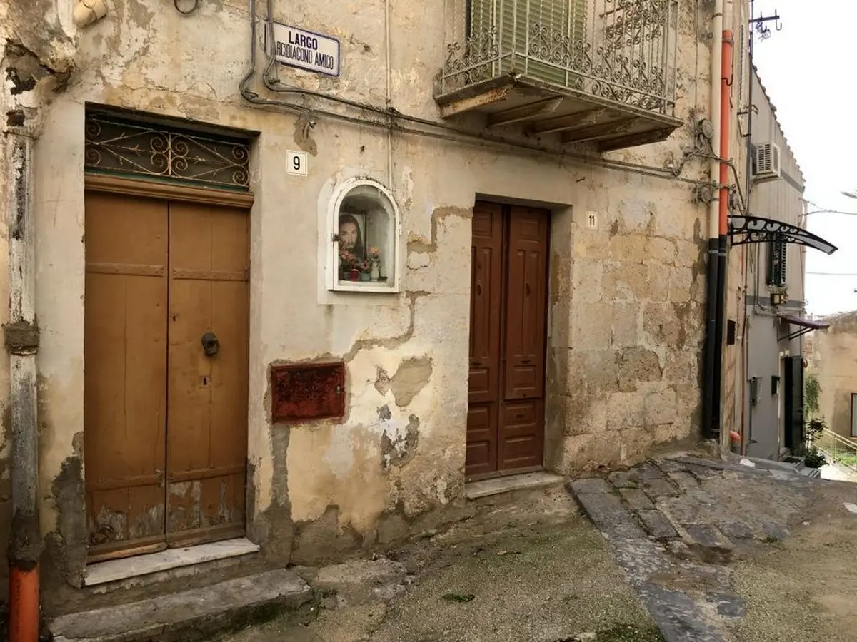 روستایی که از قیمت ارزان خانه‌هایش شوکه خواهید شد! + تصاویر