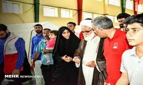 نماینده رهبر انقلاب در جمع سیل زدگان خوزستانی حضور یافت