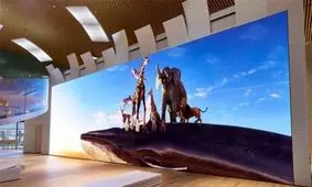 تلوزیون غول پیکر رونمایی شد