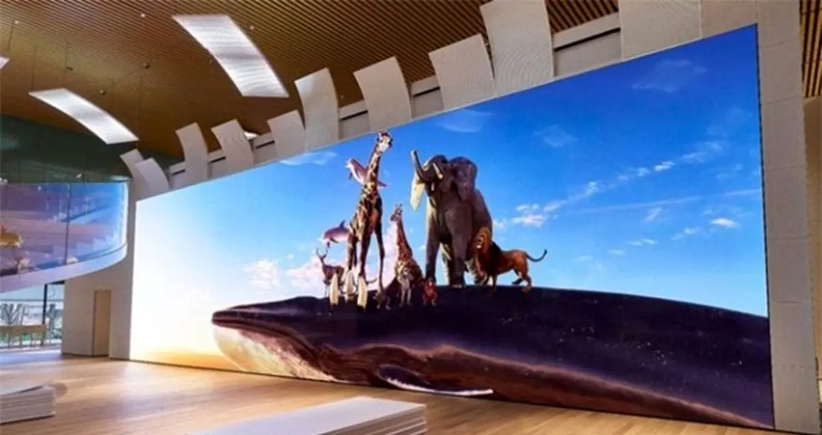 تلوزیون غول پیکر رونمایی شد