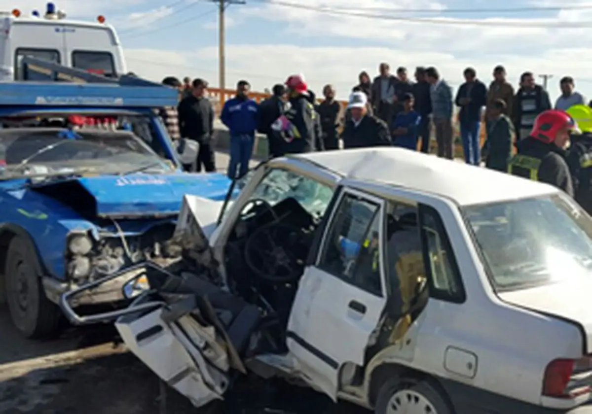 تصادف پراید و نی‎سان با یک کشته و چهار مصدوم