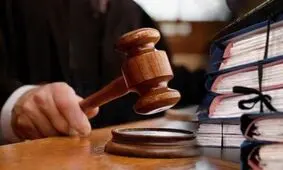محاکمه مردی که دوست خود را به خاطر تعرض به دختر نوجوانش کشت