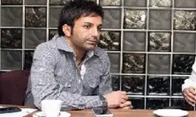 علی لهراسبی برای حضرت زهرا(س) می‌خواند