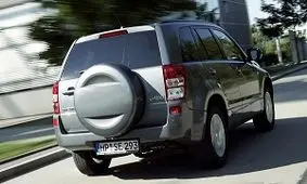 فراخوان Suzuki Grand Vitara و Kizashi به دلیل نقص فنی