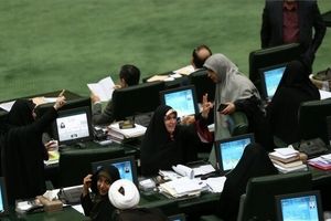 مجلس با اختصاص سهمی از فهرست‌های انتخاباتی به زنان مخالفت کرد