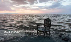 جمع آوری لوله انتقال آب دریاچه ارومیه به دریاچه مصنوعی بندرشرفخانه