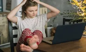 ۷ دلیل که ثابت می‌کند دورکاری بهتر از کار در شرکت است