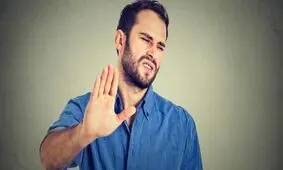 ۱۰ کاری که شما را از چشم بقیه می‌اندازد