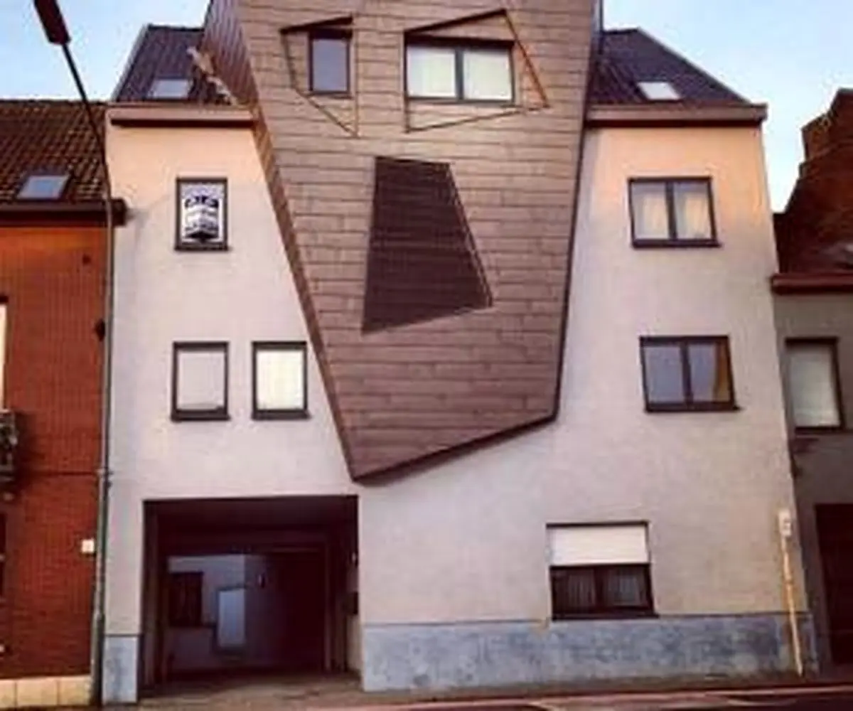 نمای ساختمان زشت تر از این دیده بودین؟! + عکس های عجیب