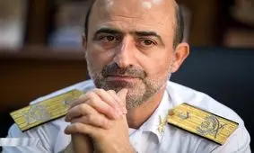 «زیر دریایی فاتح» و «ناوشکن سهند» در روز ارتش رژه می روند