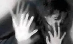 اقدام پلید استاد آواز تهرانی با دختر کرجی در خانه مجردی !