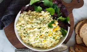 چگونه بهترین سالاد تخم مرغ را درست کنیم؟