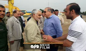سرلشکر سلیمانی پای حرف دل سیل‌زدگان آبادانی نشست/بازدید از روند ترمیم جاده آبادان ـ ماهشهر‌