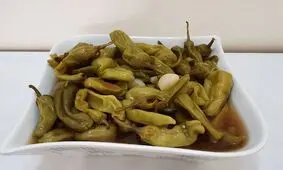 دستور تهیه ترشی بیور؛ ترشی فلفل محلی همدانی