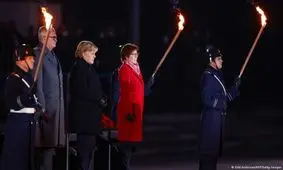 آنگلا مرکل در مراسم رسمی با مقام صدراعظمی آلمان خداحافظی کرد