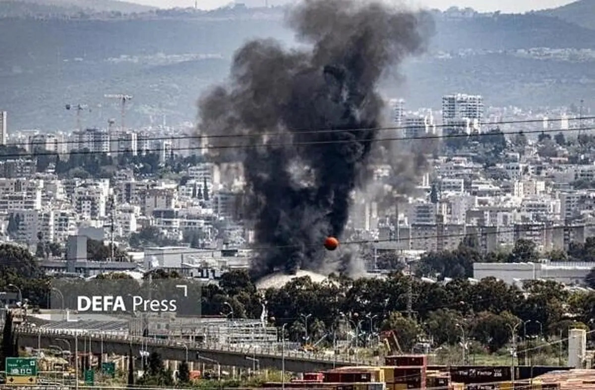 پالایشگاه حیفا در اسرائیل برای دومین بار مورد اصابت قرار گرفت

