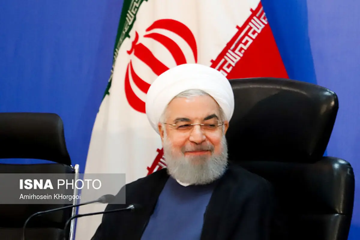 روحانی: مجوزهای ساخت در جوار یا داخل رودخانه‌ها کار غلطی بود