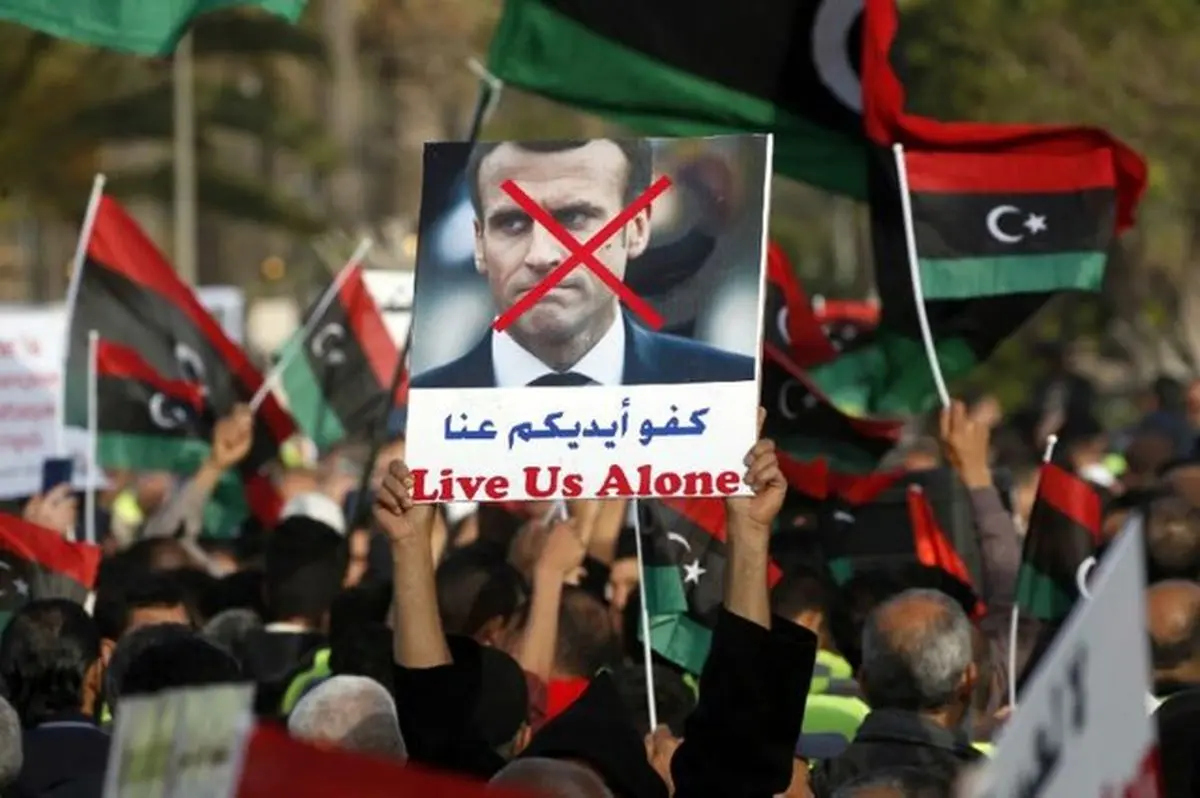 جلیقه زردهای لیبی، ماکرون را به حمایت از حفتر متهم کردند