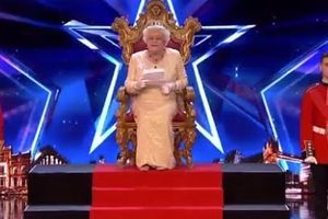 حضور ملکه انگلیس در مسابقات استعدادیابی