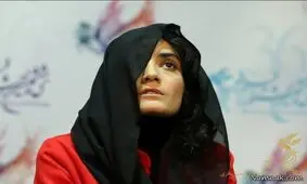 بازیگر زنی که با حرکات عجیبش معروف شد+عکس