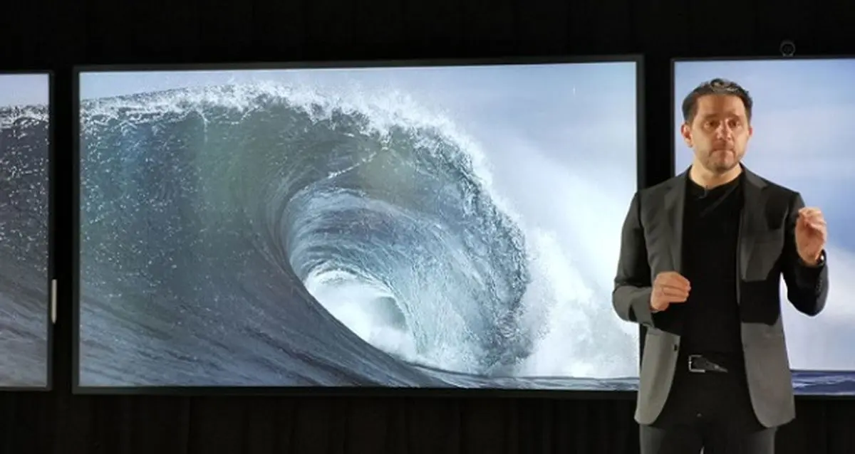 مایکروسافت از مدل 85 اینچی سرفیس هاب 2 رونمایی کرد