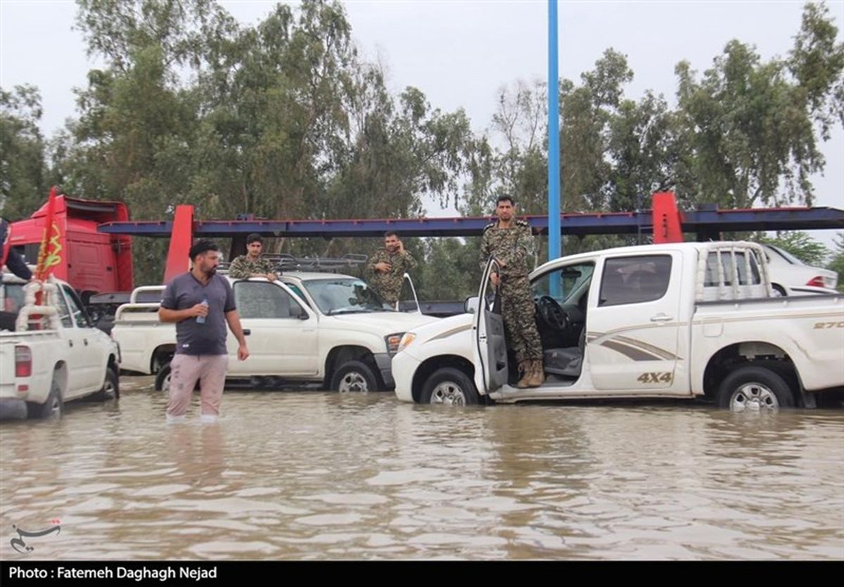 سپاه دزفول با تمام توان در خدمت سیل‌زدگان استان خوزستان است