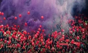 تبعات باخت خانگی؛ حمله تماشاگران به بازیکنان تراکتورسازی تبریز