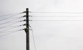 خسارت بیش از ۱۰ میلیارد ریالی به شبکه توزیع نیروی برق استان کردستان