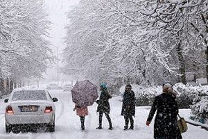 بارش نیم متری برف بهار در ورزقان+عکس