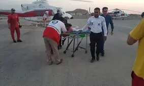 انتقال یک کودک دچار سوختگی توسط بالگرد